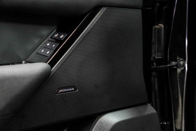 2025 Land Rover Range Rover Velar Dynamic SE