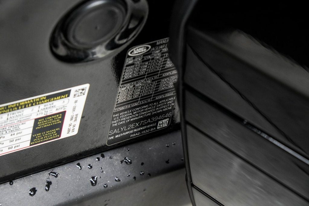 2025 Land Rover Range Rover Velar Dynamic SE