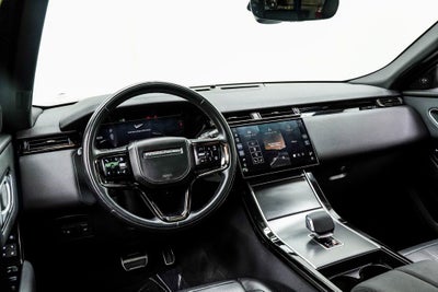 2025 Land Rover Range Rover Velar Dynamic SE