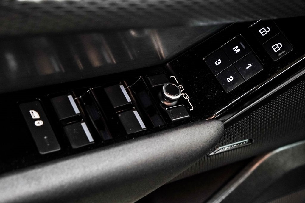 2023 Land Rover Range Rover Velar R-Dynamic S MHEV