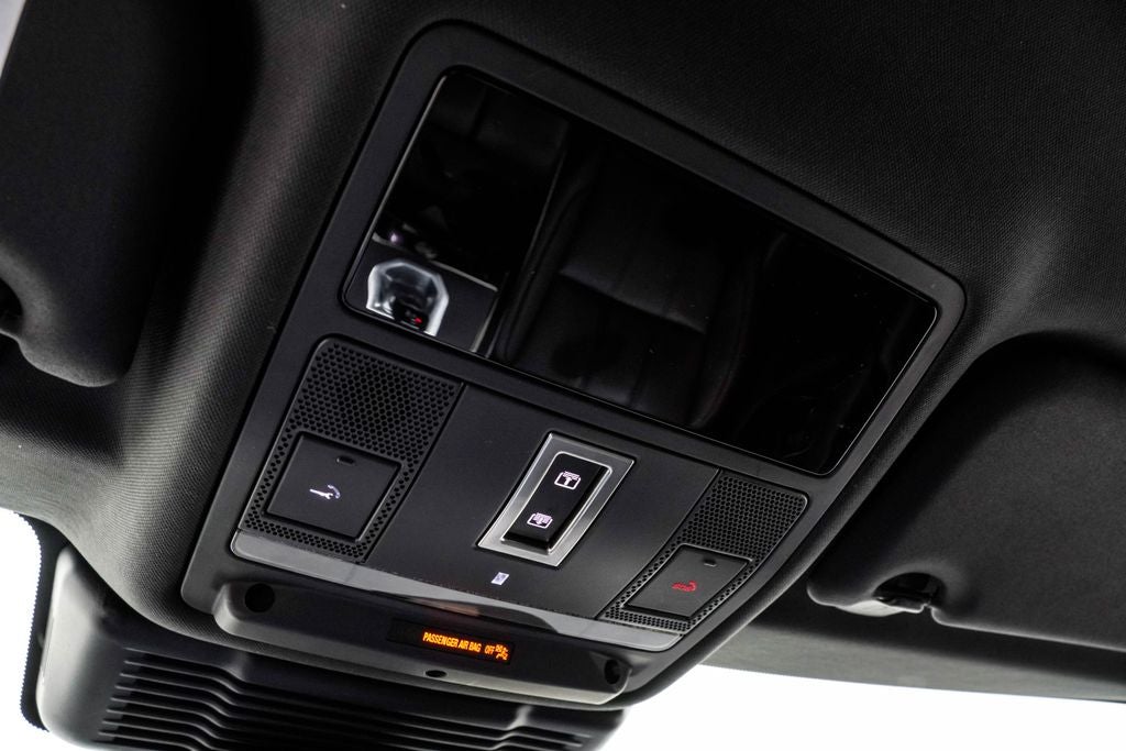 2023 Land Rover Range Rover Evoque R-Dynamic SE