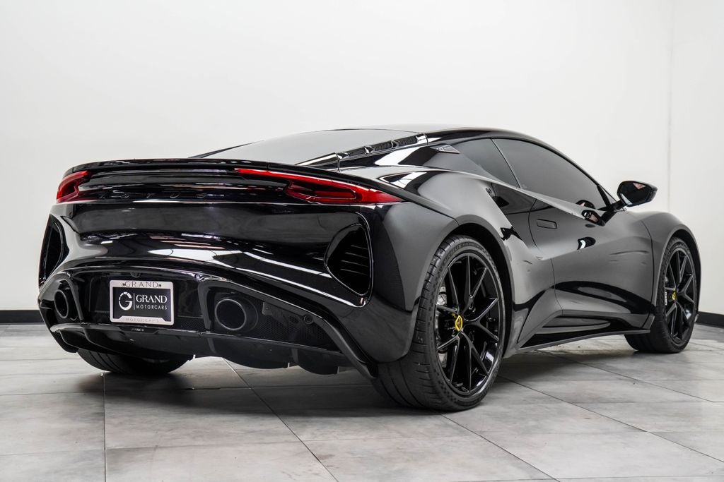 2024 Lotus Emira V6