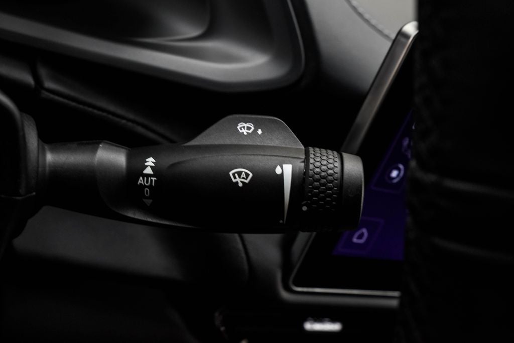 2024 Lotus Emira V6