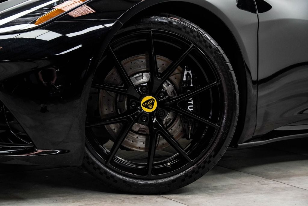 2024 Lotus Emira V6