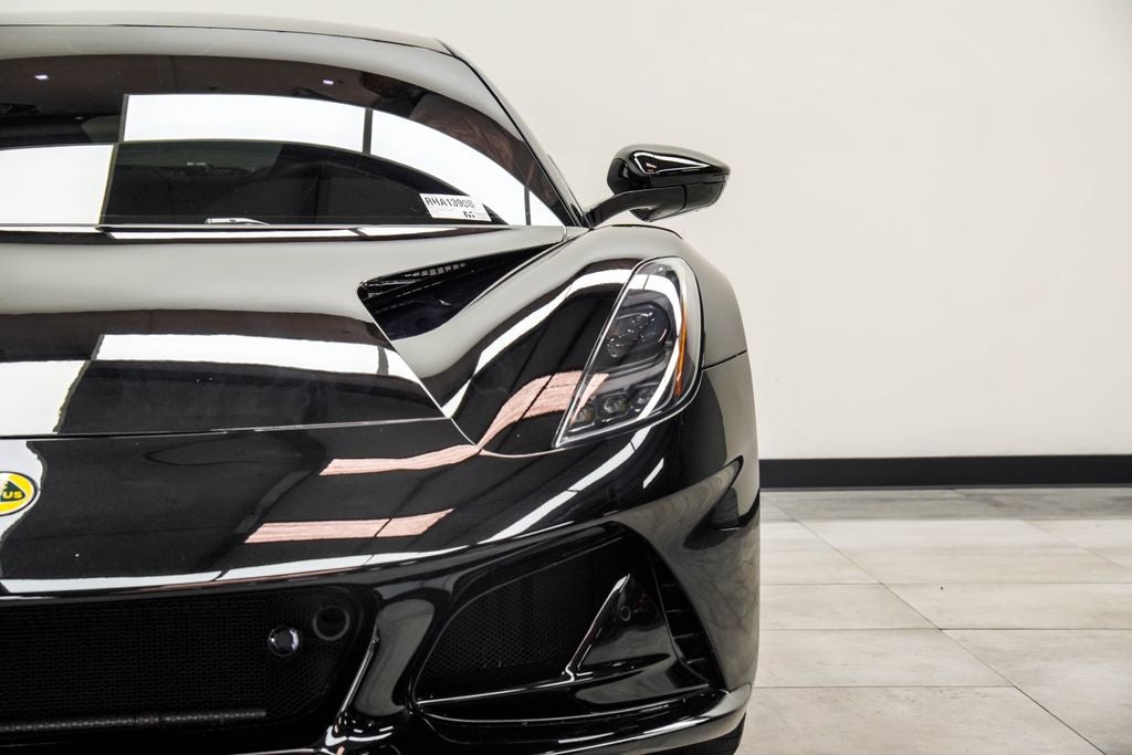 2024 Lotus Emira V6