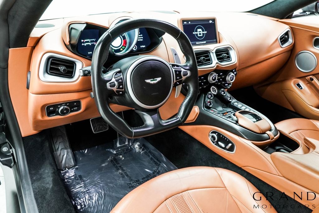 2021 Aston Martin Vantage Base