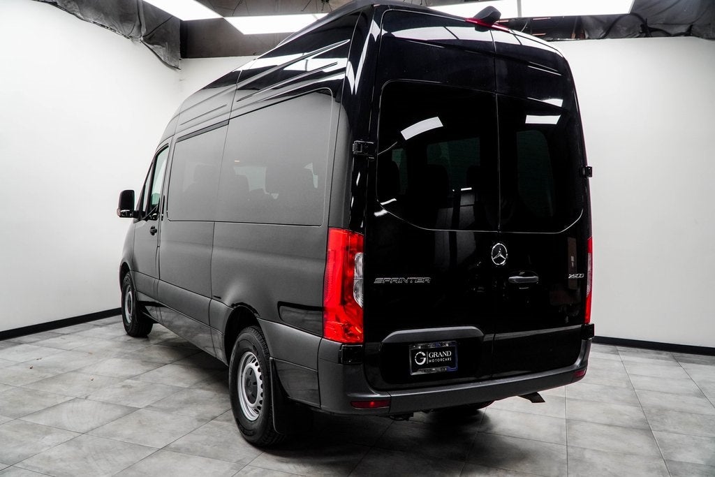 2024 Mercedes-Benz Sprinter 2500 Passenger 144 WB