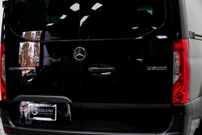 2024 Mercedes-Benz Sprinter 2500 Passenger 144 WB