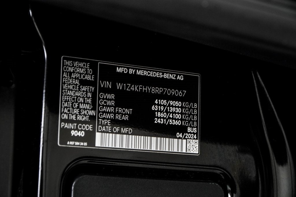 2024 Mercedes-Benz Sprinter 2500 Passenger 144 WB