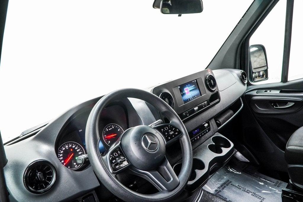 2024 Mercedes-Benz Sprinter 2500 Passenger 144 WB