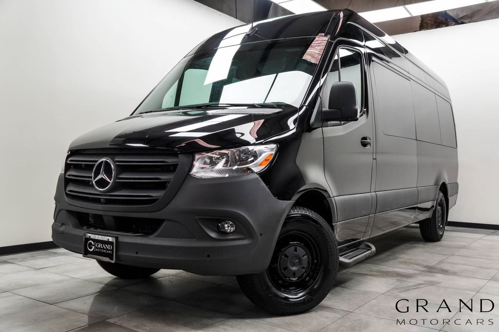 2023 Mercedes-Benz Sprinter 2500 Passenger 170 WB High Roof