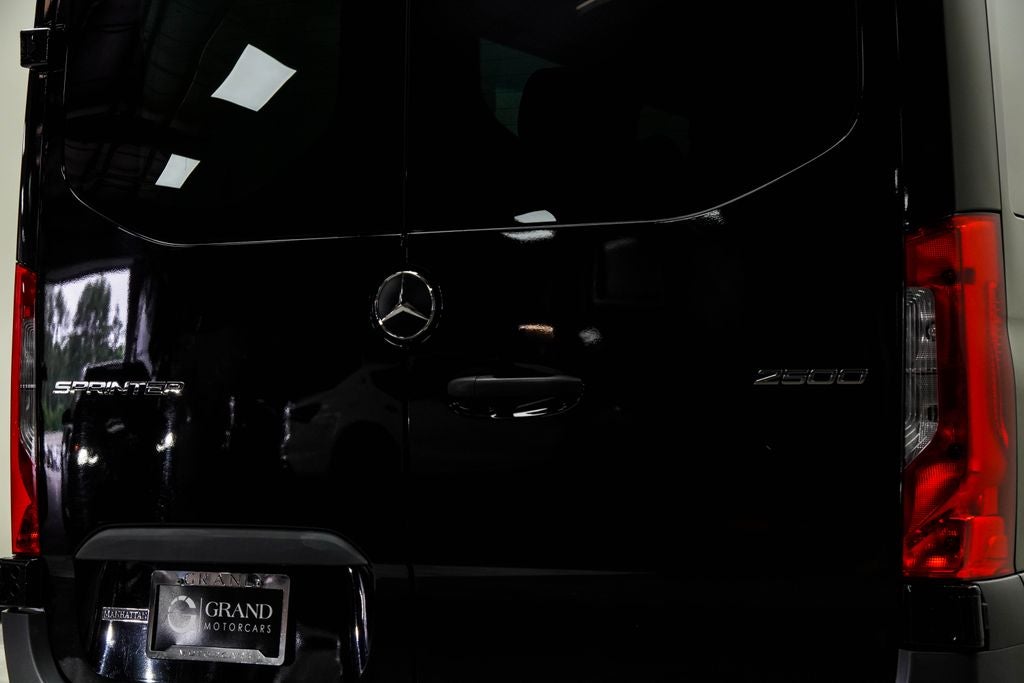 2023 Mercedes-Benz Sprinter 2500 Passenger 170 WB High Roof