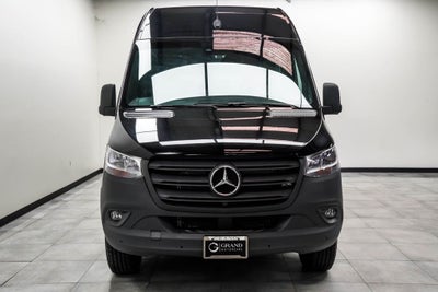 2023 Mercedes-Benz Sprinter 2500 Passenger 170 WB High Roof