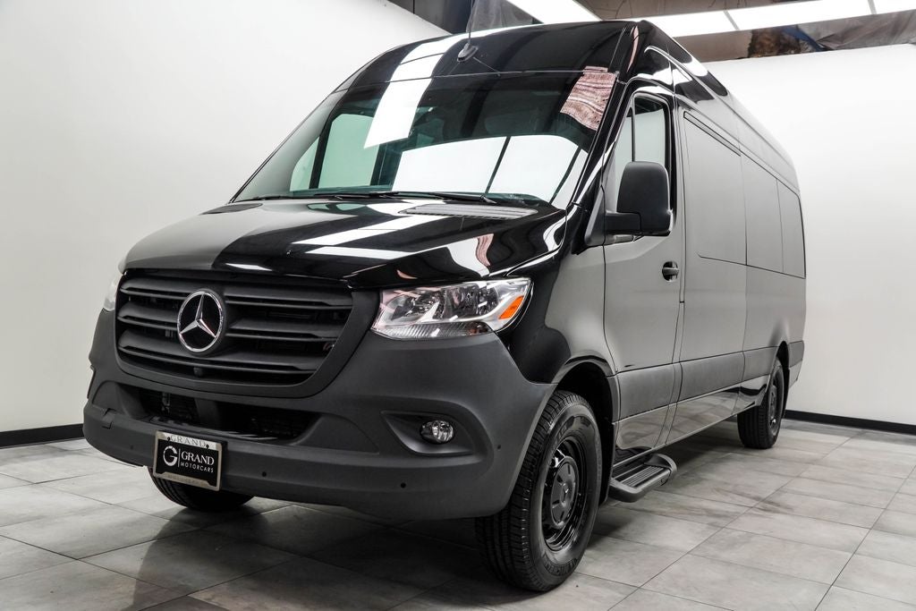 2023 Mercedes-Benz Sprinter 2500 Passenger 170 WB High Roof