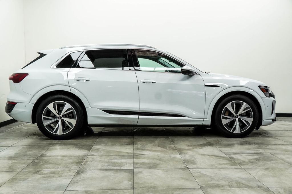 2024 Audi Q8 e-tron Premium Plus quattro
