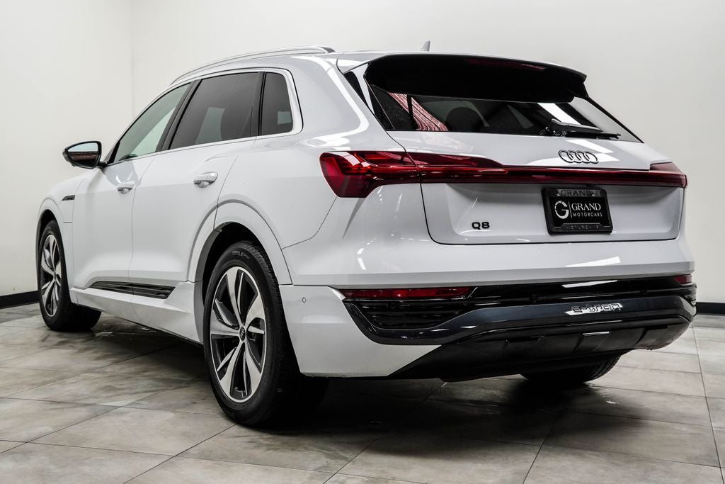 2024 Audi Q8 e-tron Premium Plus quattro