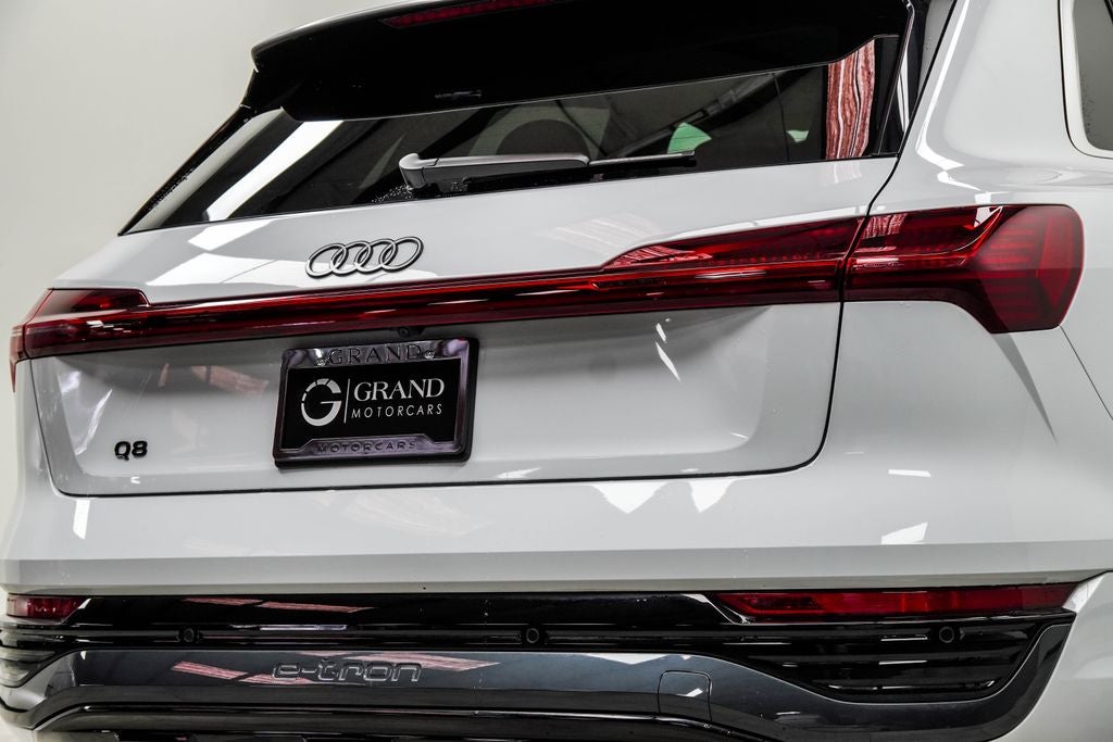 2024 Audi Q8 e-tron Premium Plus quattro