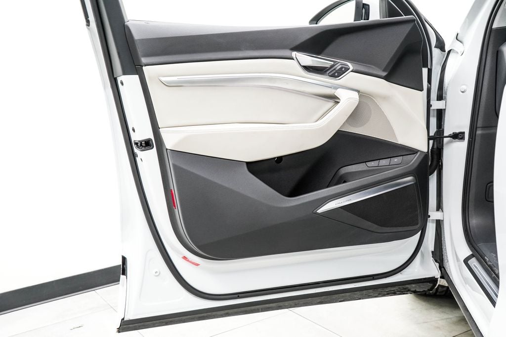 2024 Audi Q8 e-tron Premium Plus quattro