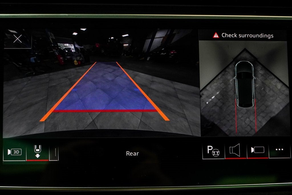 2023 Audi Q8 55 Prestige quattro