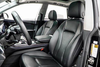 2023 Audi Q8 55 Prestige quattro