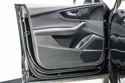 2023 Audi Q8 55 Prestige quattro