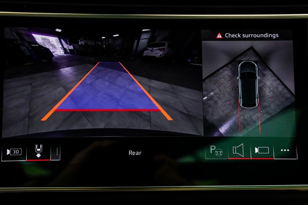 2024 Audi Q8 55 Prestige quattro