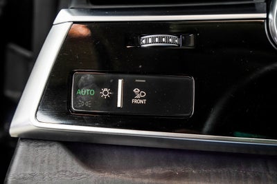 2024 Audi Q8 55 Prestige quattro