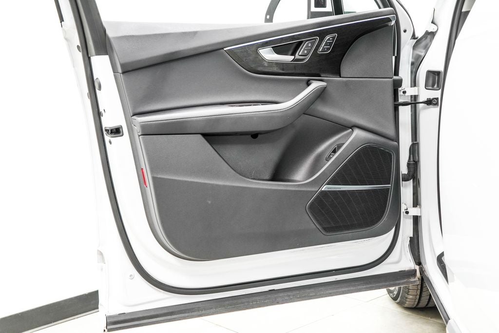 2024 Audi Q7 45 Premium Plus quattro
