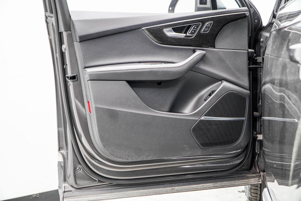 2024 Audi Q7 45 Premium Plus quattro