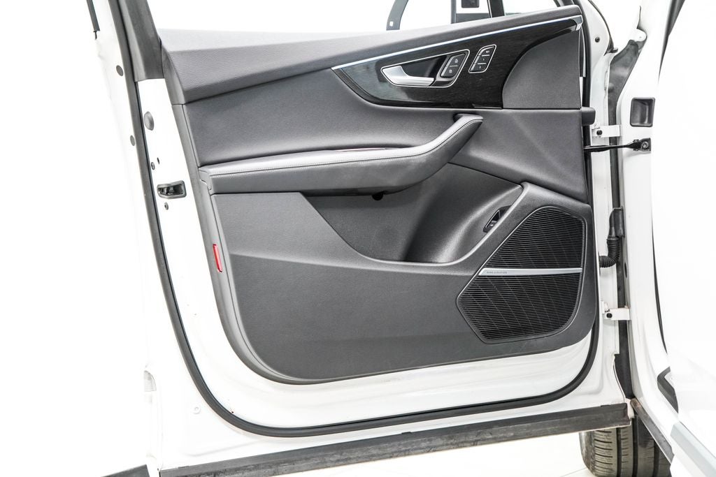 2025 Audi Q7 55 Premium Plus quattro