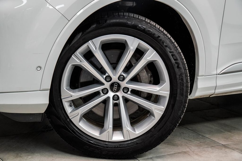 2025 Audi Q7 55 Premium Plus quattro