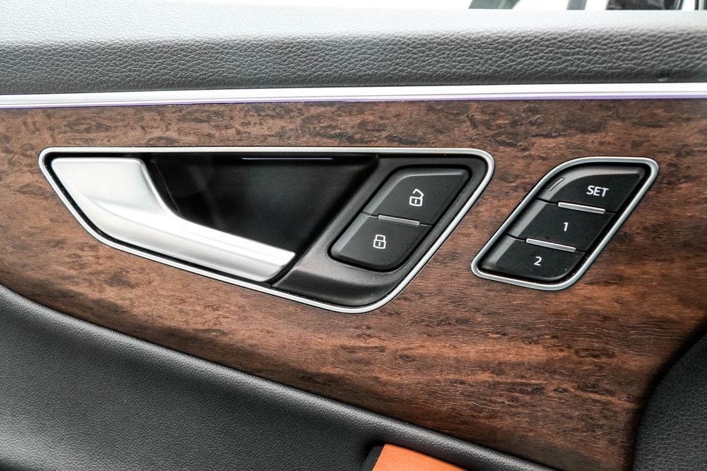 2025 Audi Q7 55 Premium Plus quattro