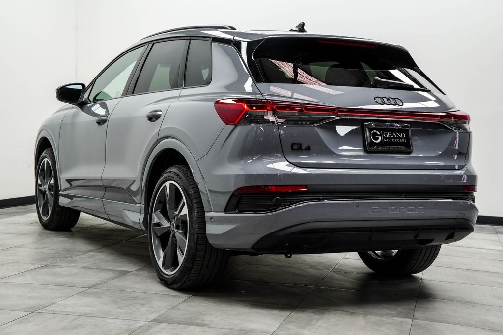 2024 Audi Q4 e-tron Prestige quattro