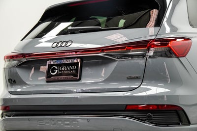 2024 Audi Q4 e-tron Prestige quattro