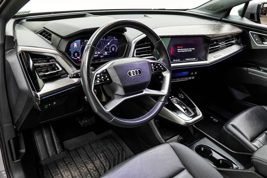 2024 Audi Q4 e-tron Prestige quattro