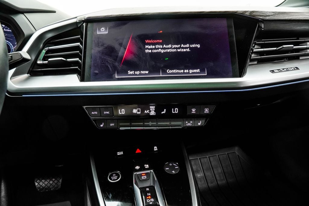 2024 Audi Q4 e-tron Prestige quattro