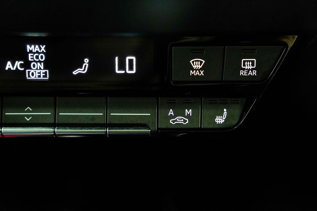 2024 Audi Q4 e-tron Prestige quattro