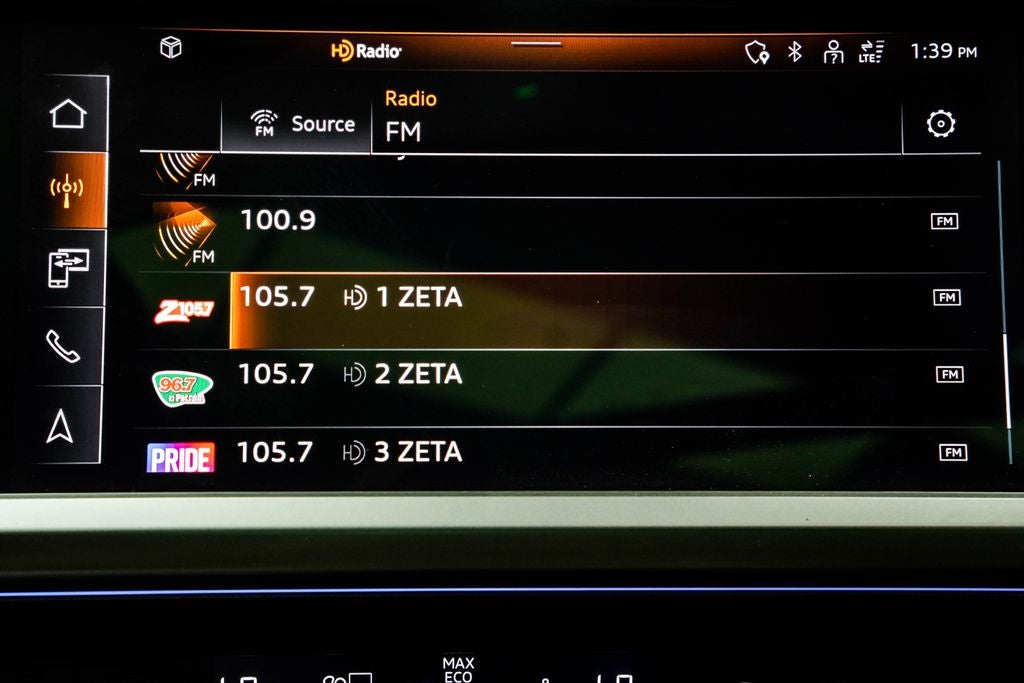 2024 Audi Q4 e-tron Prestige quattro