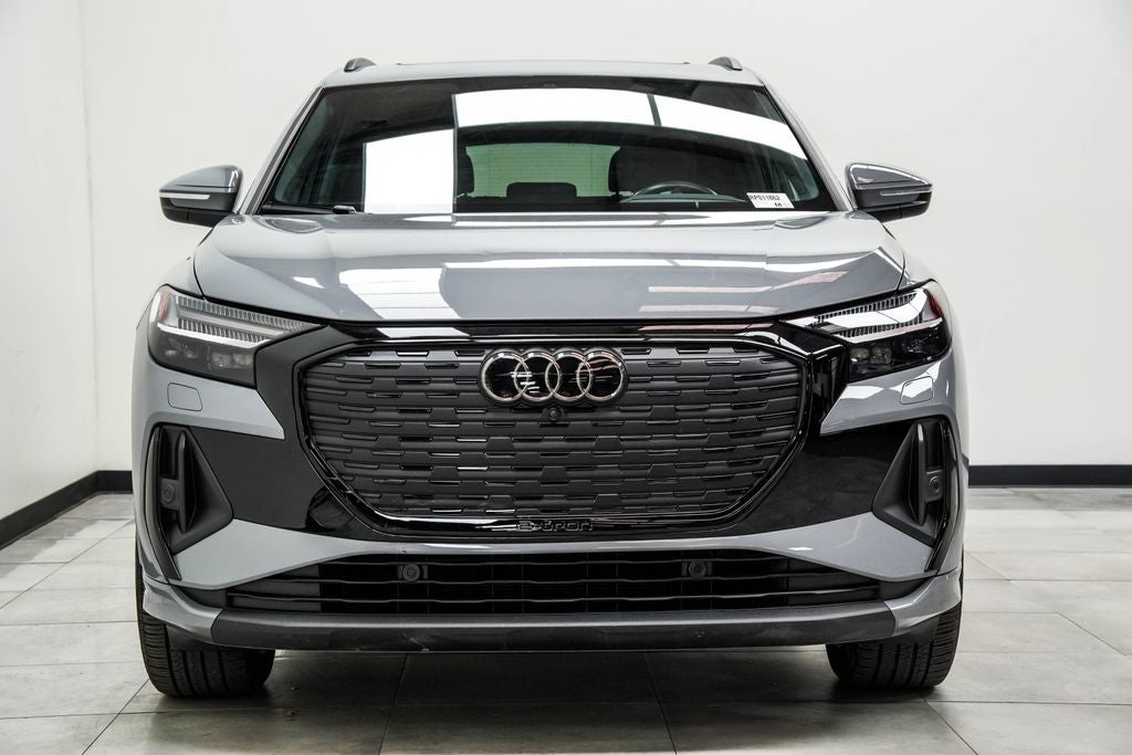 2024 Audi Q4 e-tron Prestige quattro