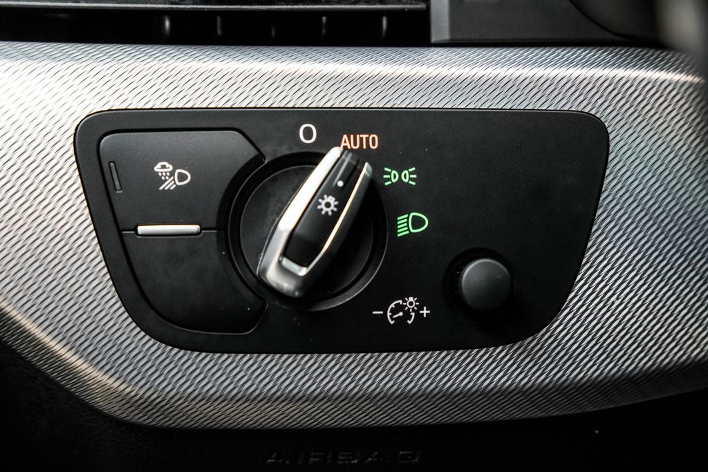 2025 Audi A5 Sportback 45 S line Premium Plus quattro