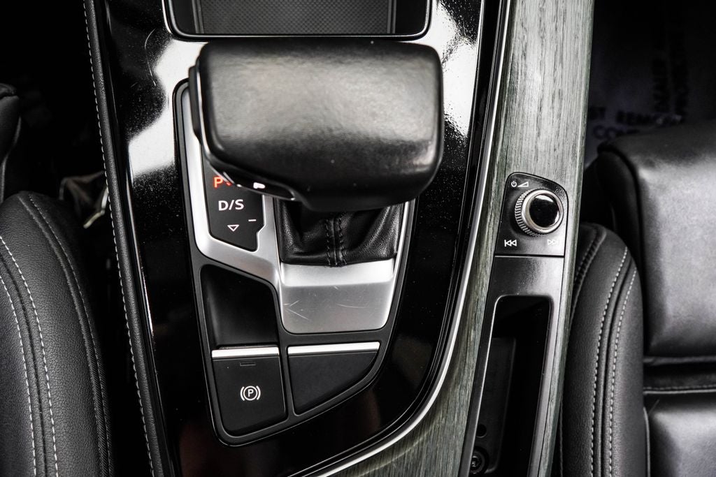 2023 Audi A4 45 S line Premium Plus quattro