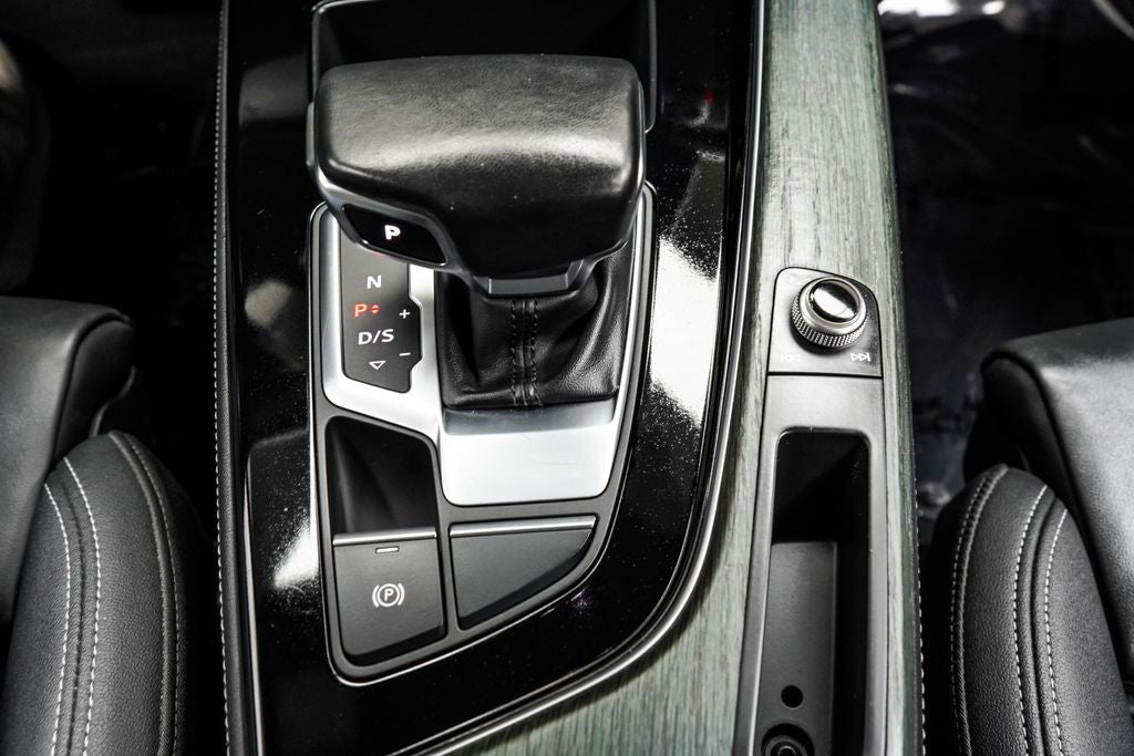 2023 Audi A4 45 S line Premium Plus quattro