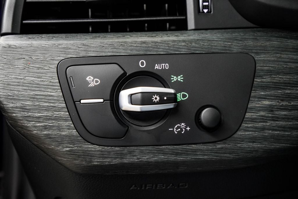 2023 Audi A4 45 S line Premium Plus quattro