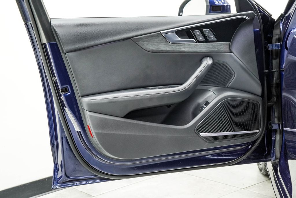 2023 Audi A4 45 S line Premium Plus quattro