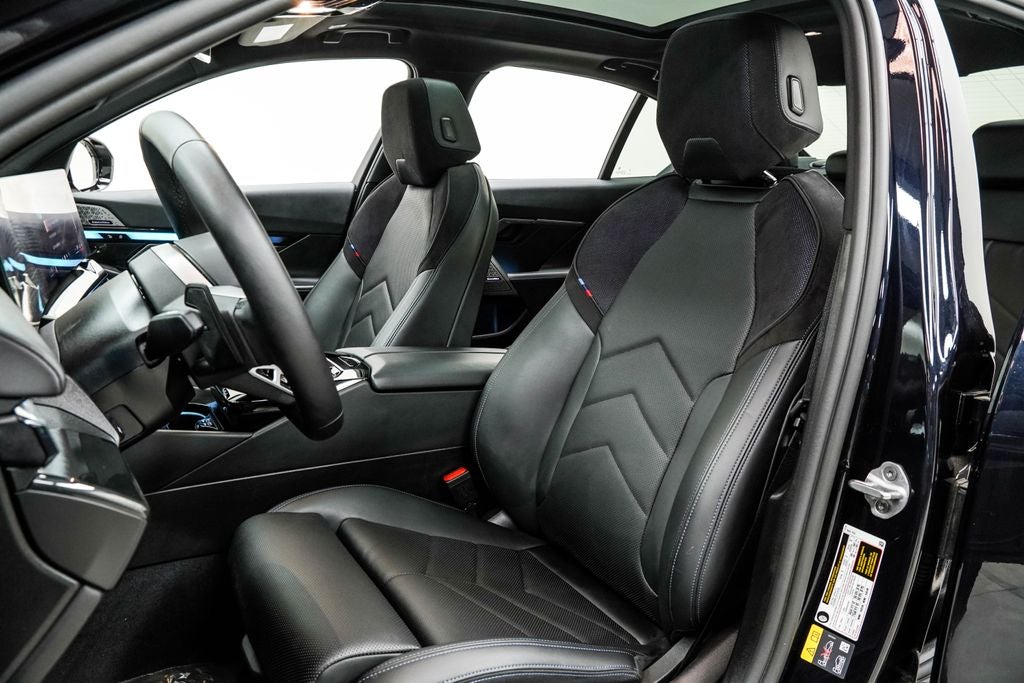 2026 BMW 5 Series 550e xDrive