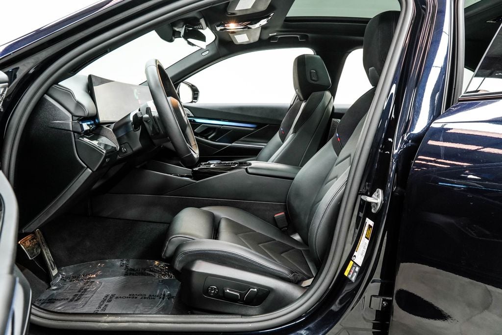 2026 BMW 5 Series 550e xDrive