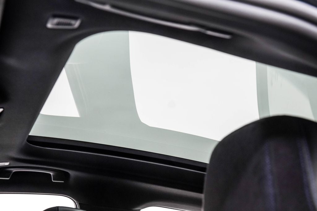 2026 BMW 5 Series 550e xDrive