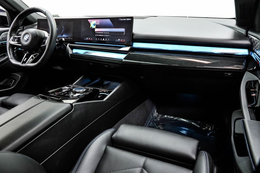 2026 BMW 5 Series 550e xDrive