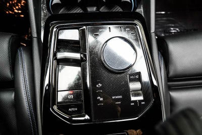 2026 BMW 5 Series 550e xDrive