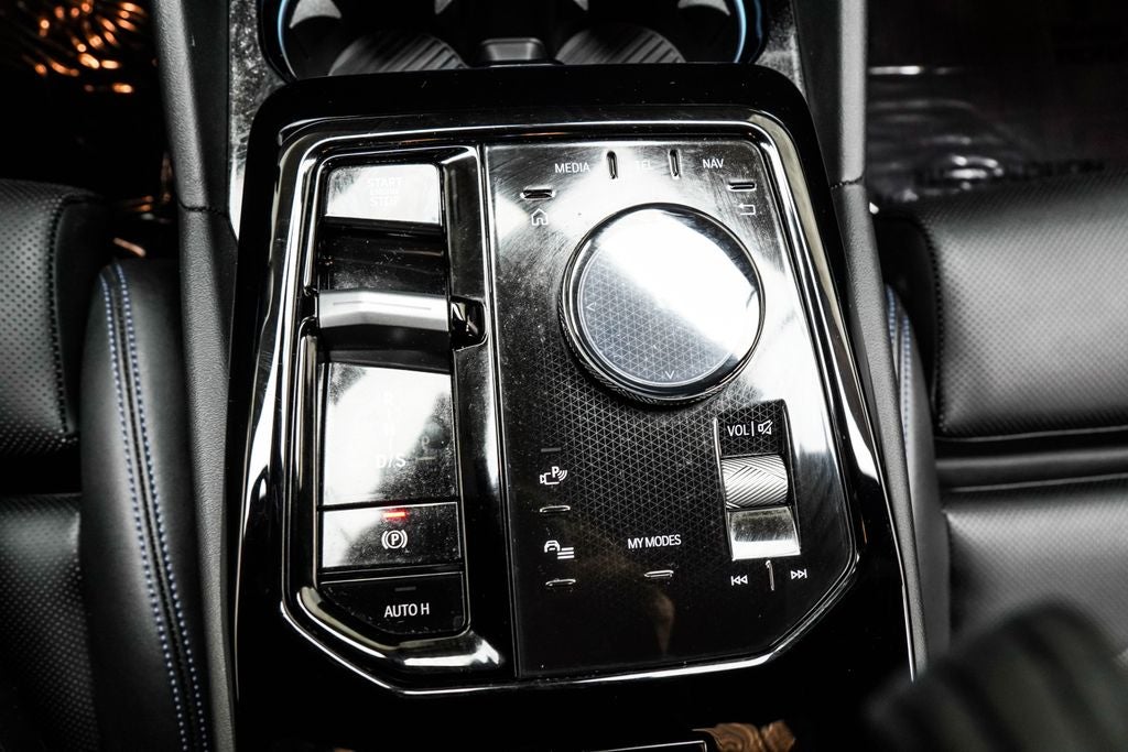 2026 BMW 5 Series 550e xDrive